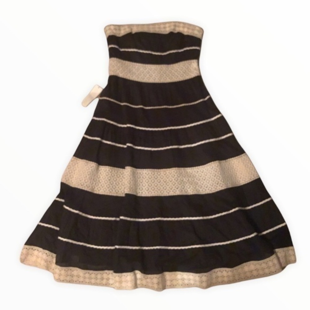 Ann Taylor black cream flared sleeveless dress NWT